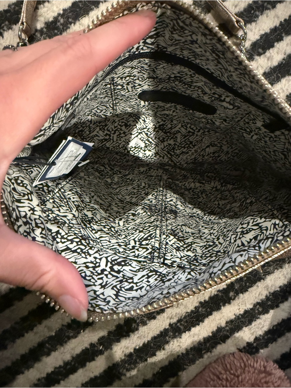 Rebecca Minkoff Metallic rose gold Pebbled Leather Crossbody - Picture 4 of 5